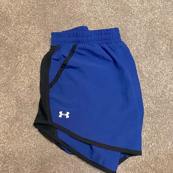 Under Armor Shorts - Picture 1 of 3